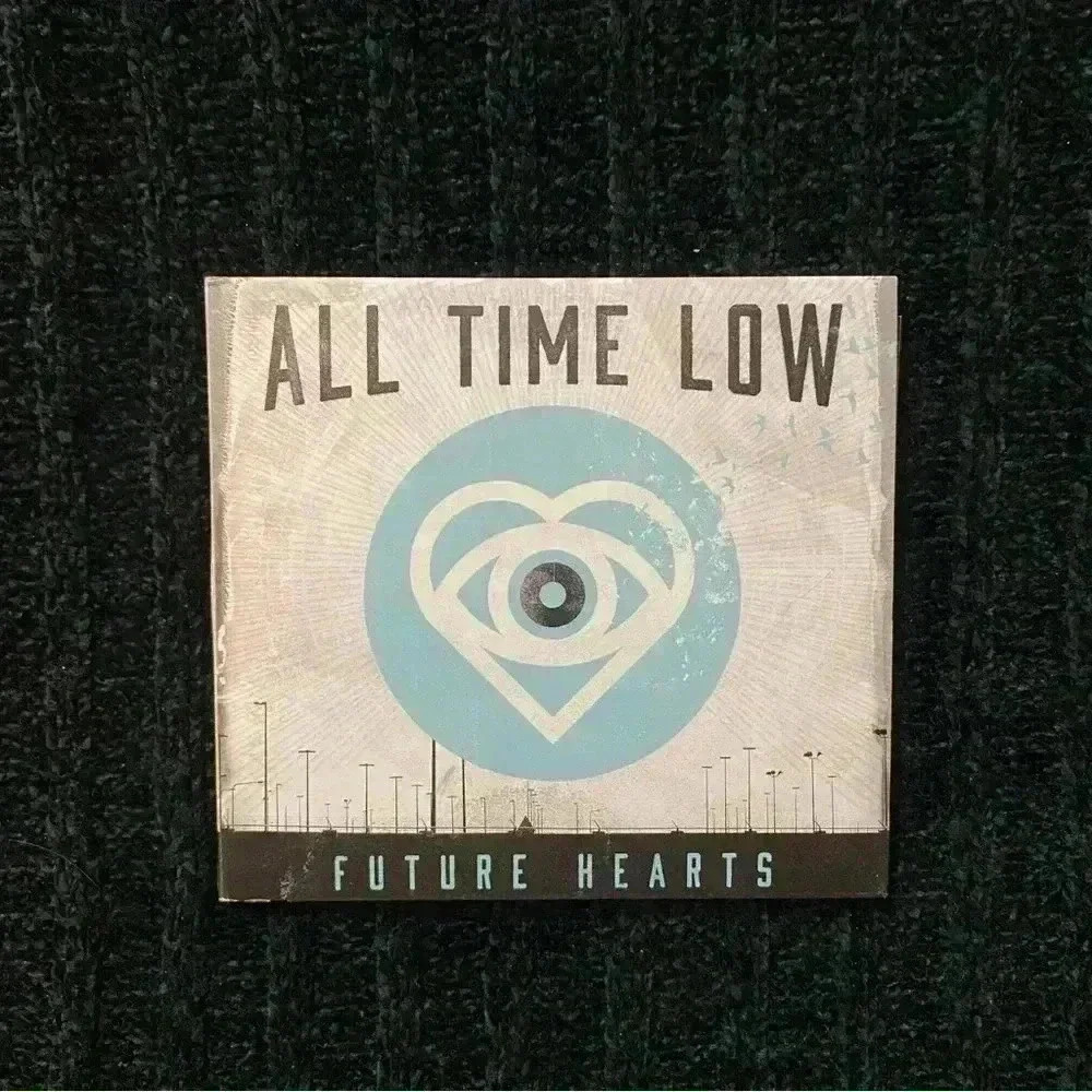 VGT CD Future Hearts by All Time Low 2015